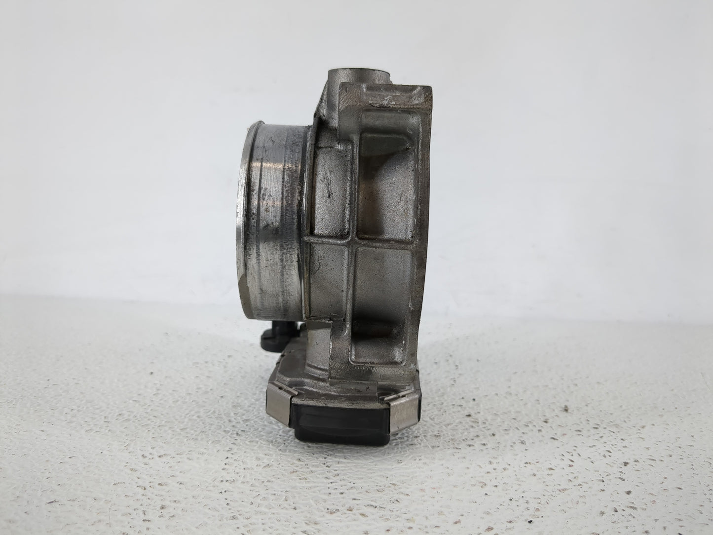 2012-2016 Buick Lacrosse Throttle Body P/N:12632172BA Fits Fits 2012 2013 2014 2015 2016 2017 2018 2019 2020 2021 2022 OEM U