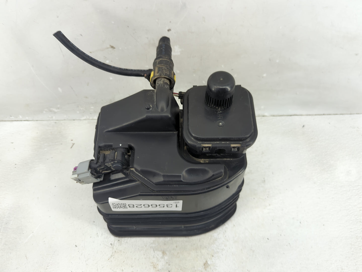 2015 Buick Lacrosse Fuel Vapor Charcoal Canister - Oemusedautoparts1.com