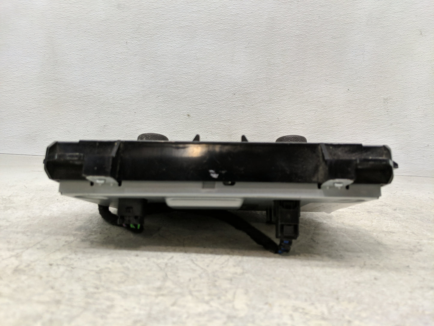 2015 Buick Lacrosse Radio AM FM Cd Player Receiver Replacement P/N:13596607 Fits Fits 2016 OEM Used Auto Parts - Oemusedauto