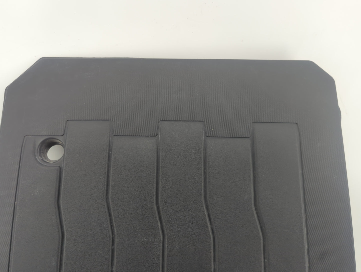 2015 Buick Lacrosse Engine Cover - Oemusedautoparts1.com
