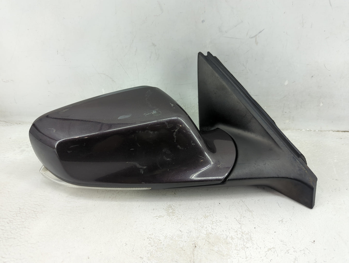 2013-2016 Buick Lacrosse Passenger Side View Mirror - Right Door Mirror OEM Used - Oemusedautoparts1.com