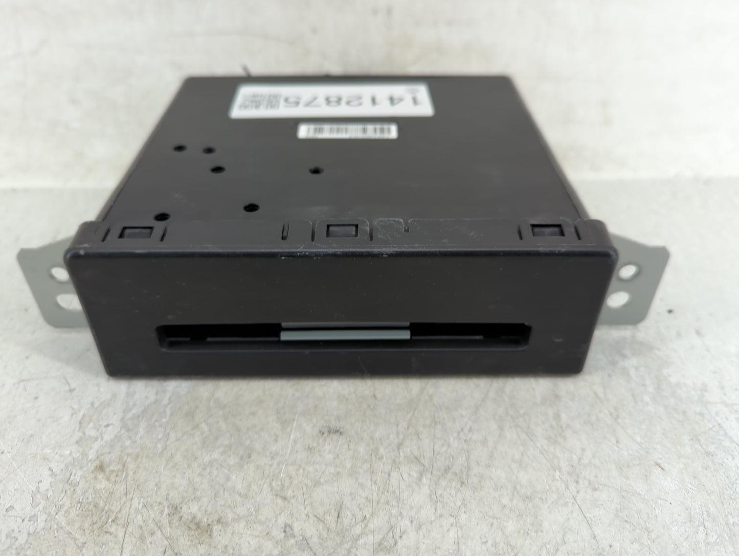 2015 Buick Lacrosse Radio AM FM Cd Player Receiver Replacement P/N:07A1430FE45F2 Fits OEM Used Auto Parts - Oemusedautoparts