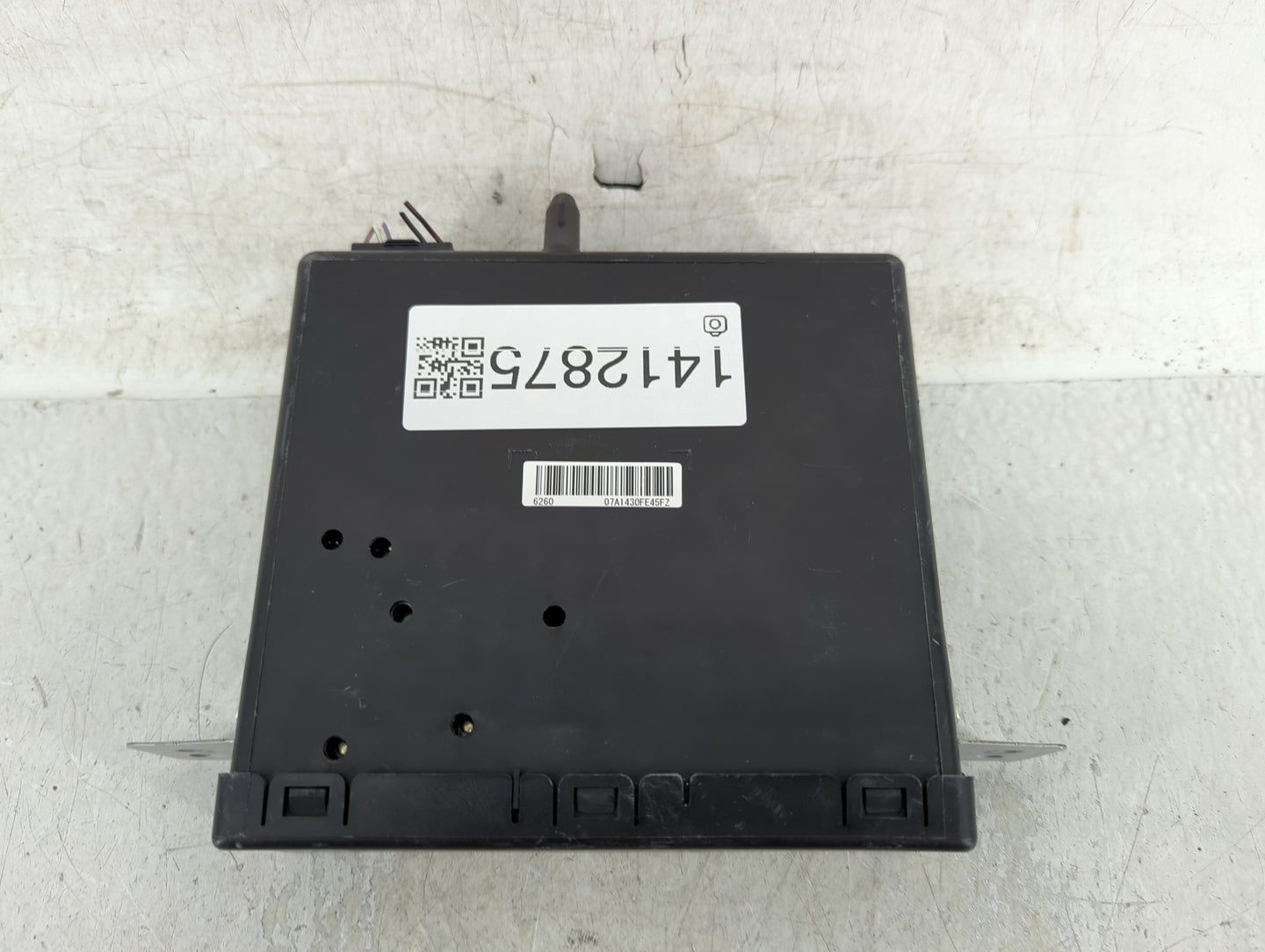 2015 Buick Lacrosse Radio AM FM Cd Player Receiver Replacement P/N:07A1430FE45F2 Fits OEM Used Auto Parts - Oemusedautoparts