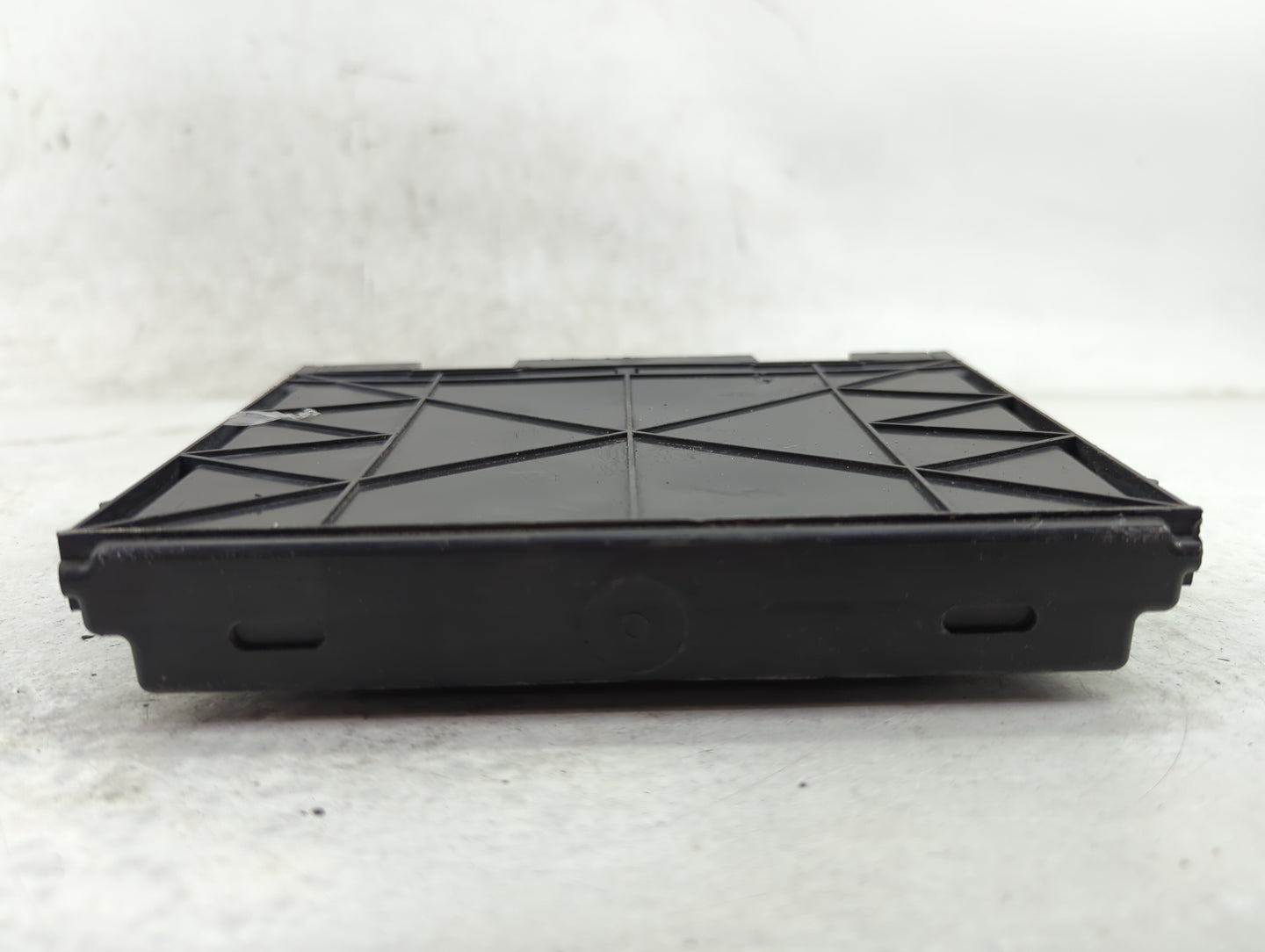 2014-2016 Buick Lacrosse Body Control Module Bcm Inner Cabin Fuse Box - Oemusedautoparts1.com