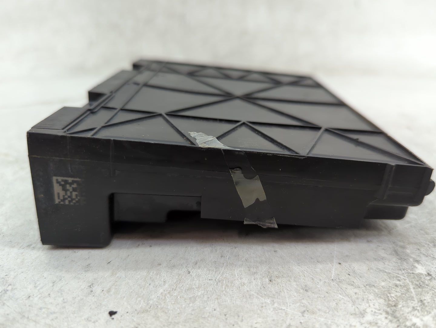 2014-2016 Buick Lacrosse Body Control Module Bcm Inner Cabin Fuse Box - Oemusedautoparts1.com