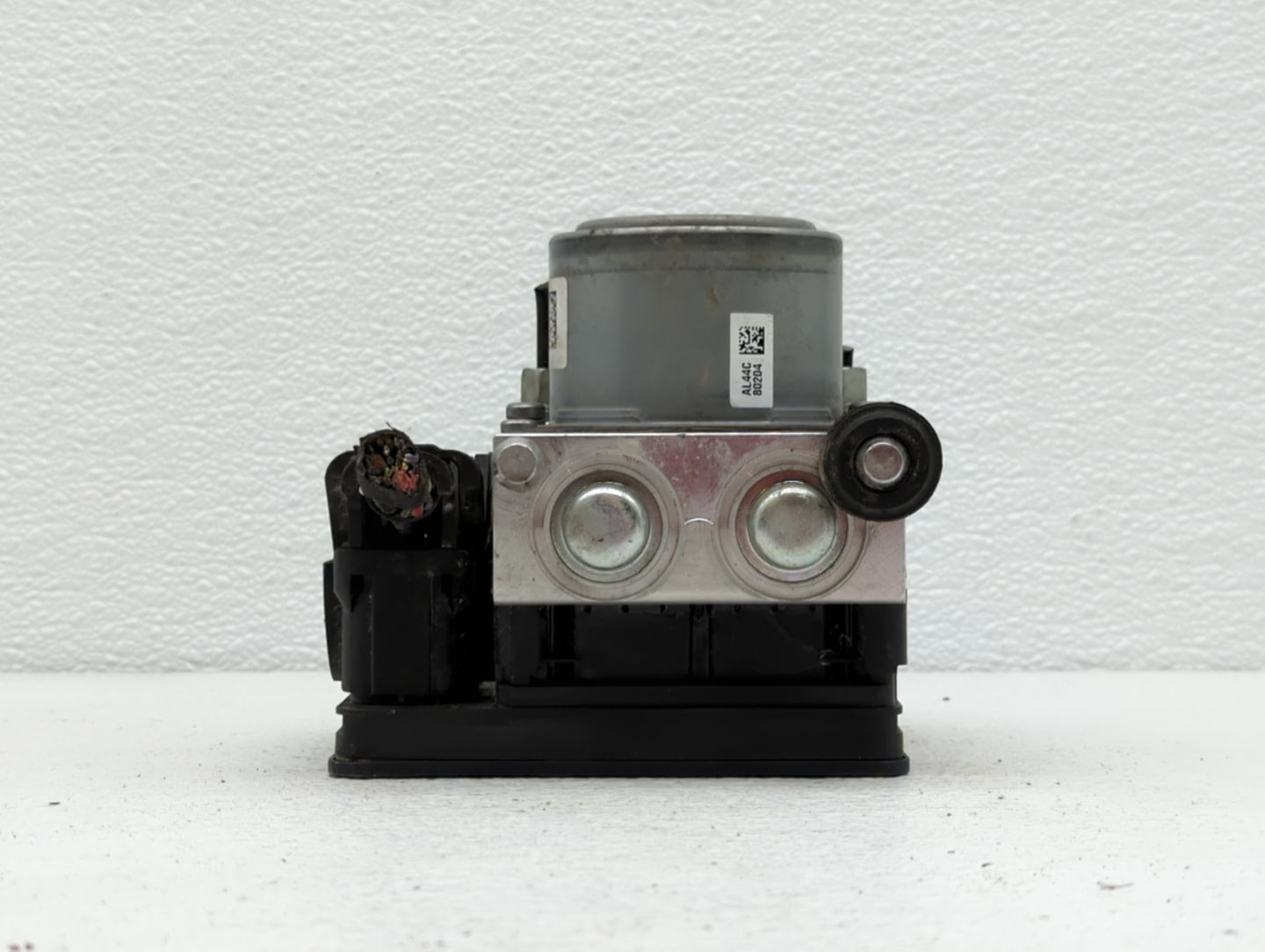 2015 Buick Lacrosse ABS Pump Control Module Replacement P/N:23226998 23227003 Fits OEM Used Auto Parts - Oemusedautoparts1.c