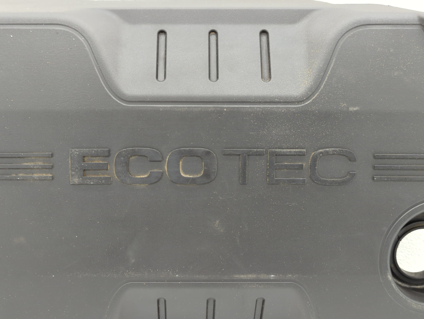 2015 Buick Lacrosse Engine Cover - Oemusedautoparts1.com