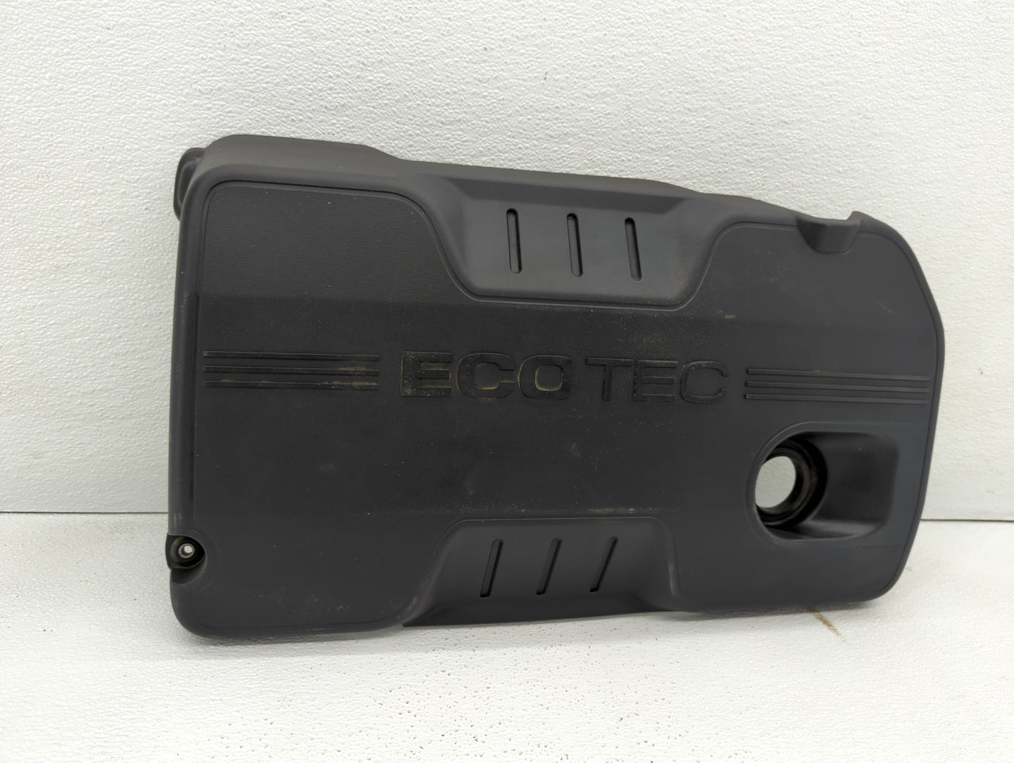 2015 Buick Lacrosse Engine Cover - Oemusedautoparts1.com