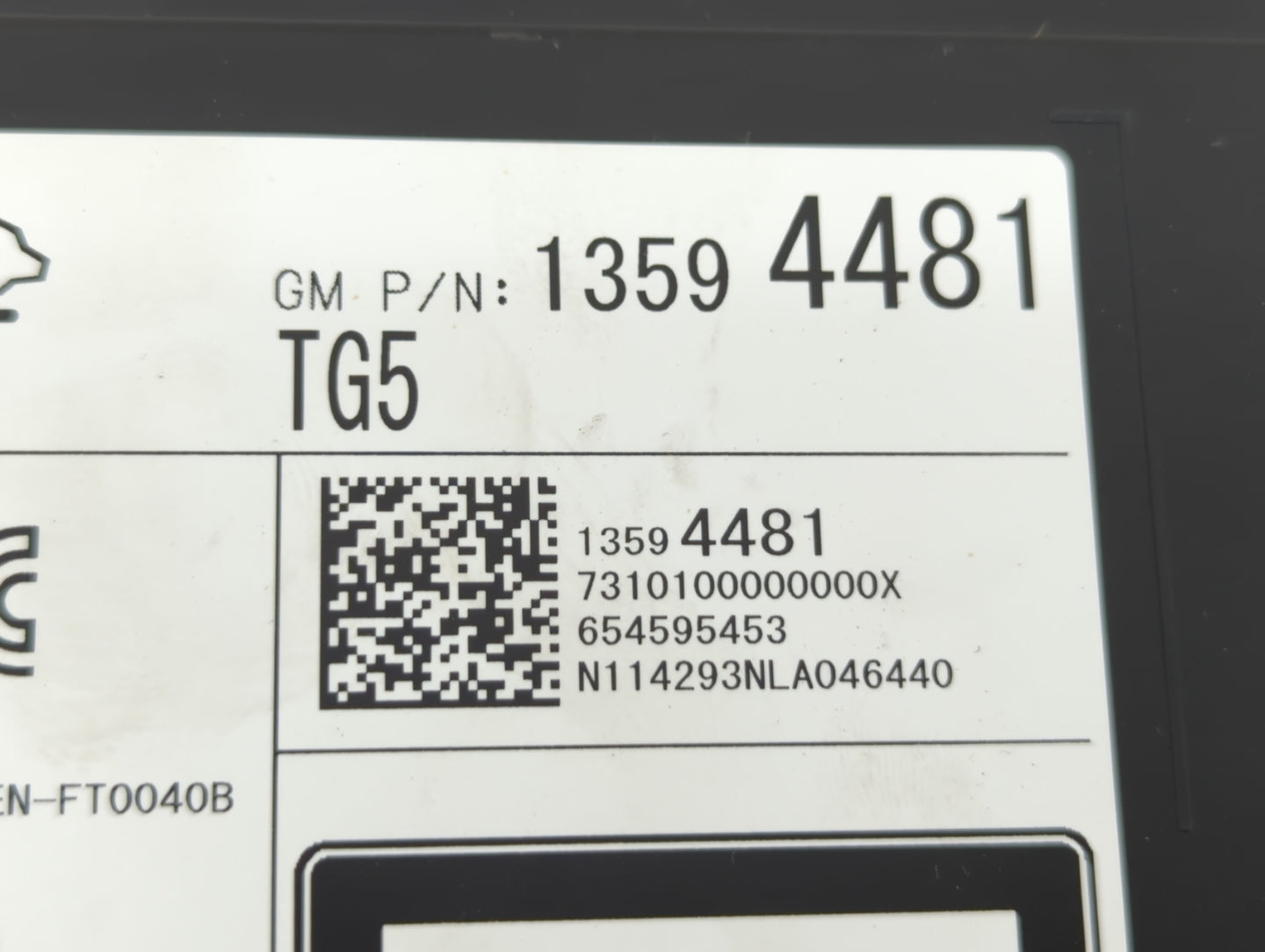 2015 Buick Lacrosse Radio AM FM Cd Player Receiver Replacement P/N:13594481 13594481 Fits OEM Used Auto Parts - Oemusedautop