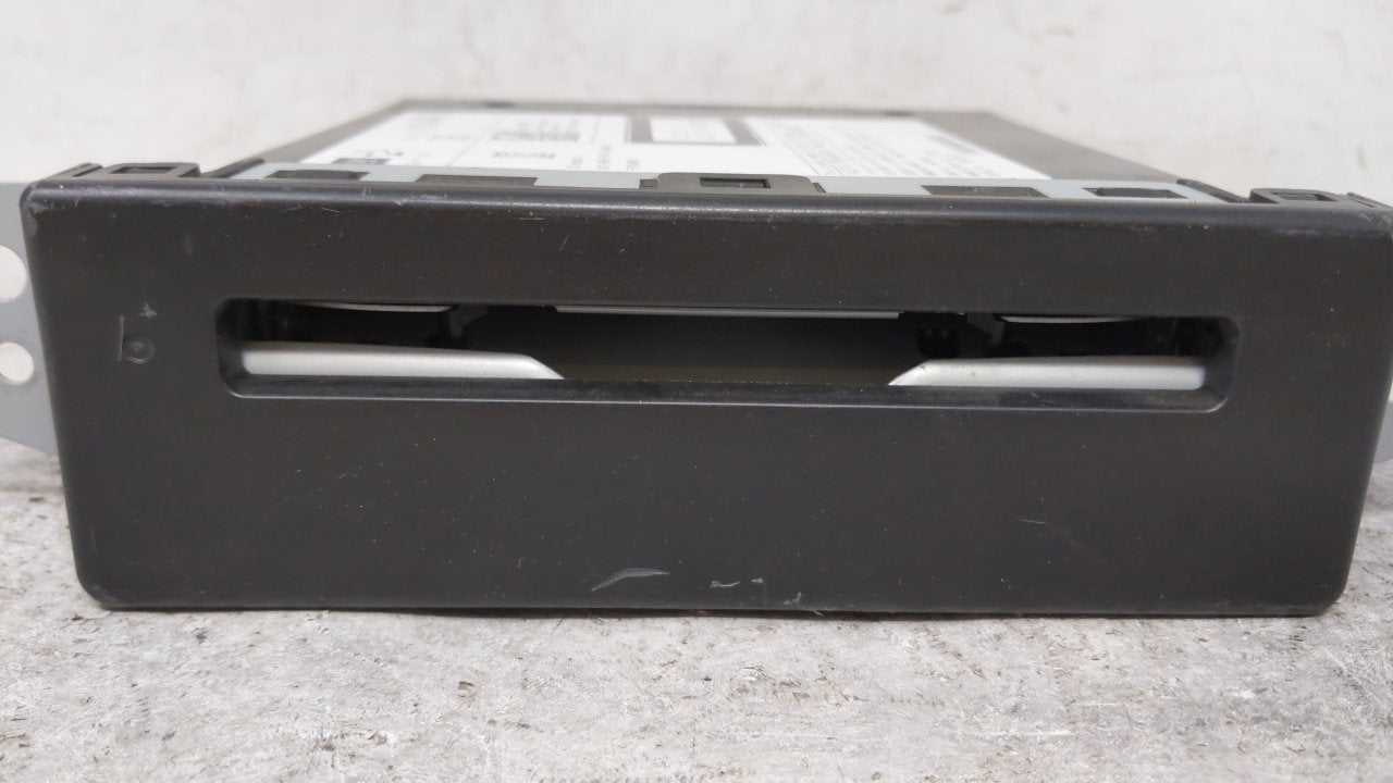 2015-2015 Buick Lacrosse Am Fm Cd Player Radio Receiver - Oemusedautoparts1.com