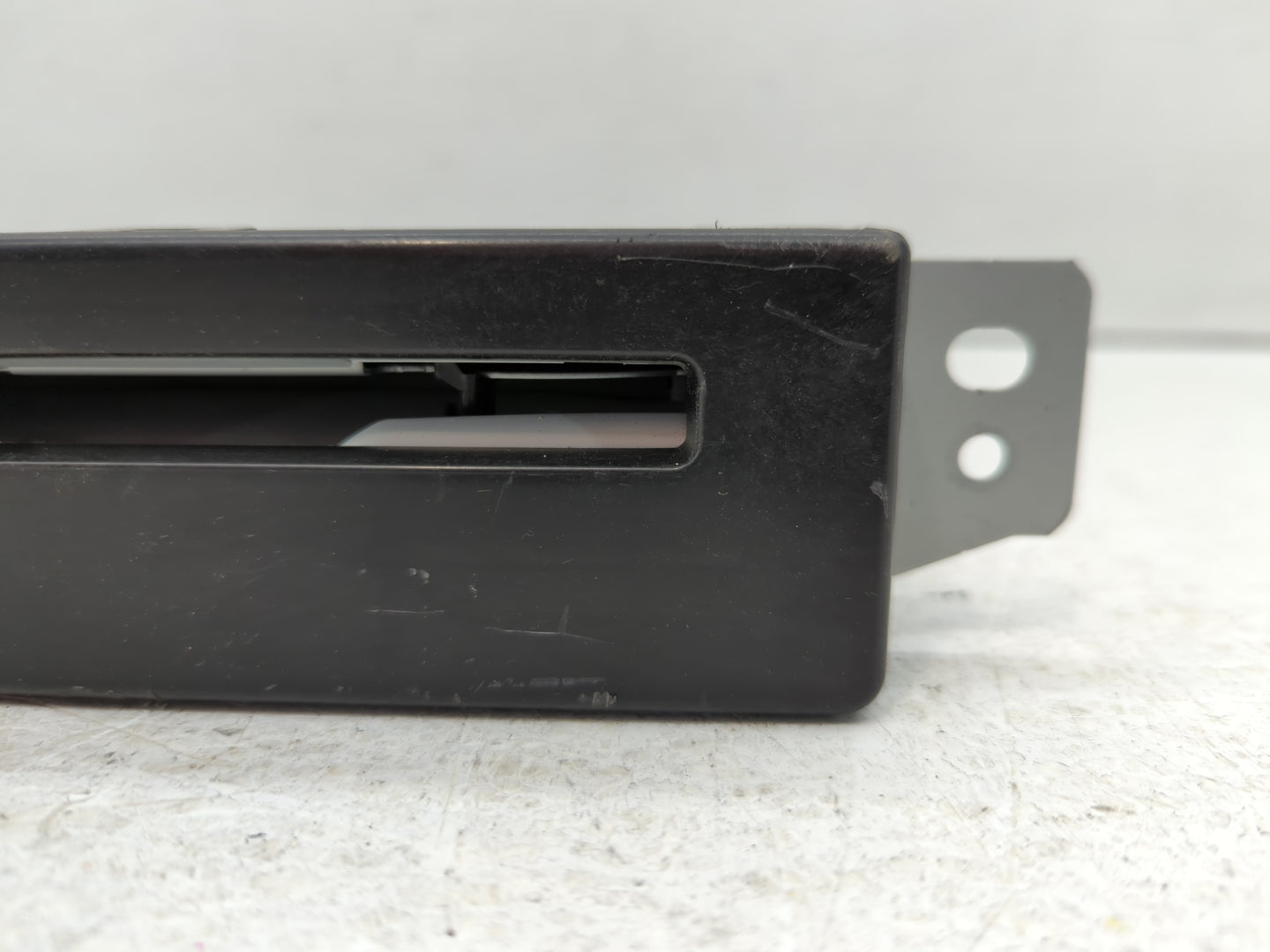 2015-2015 Buick Lacrosse Am Fm Cd Player Radio Receiver - Oemusedautoparts1.com