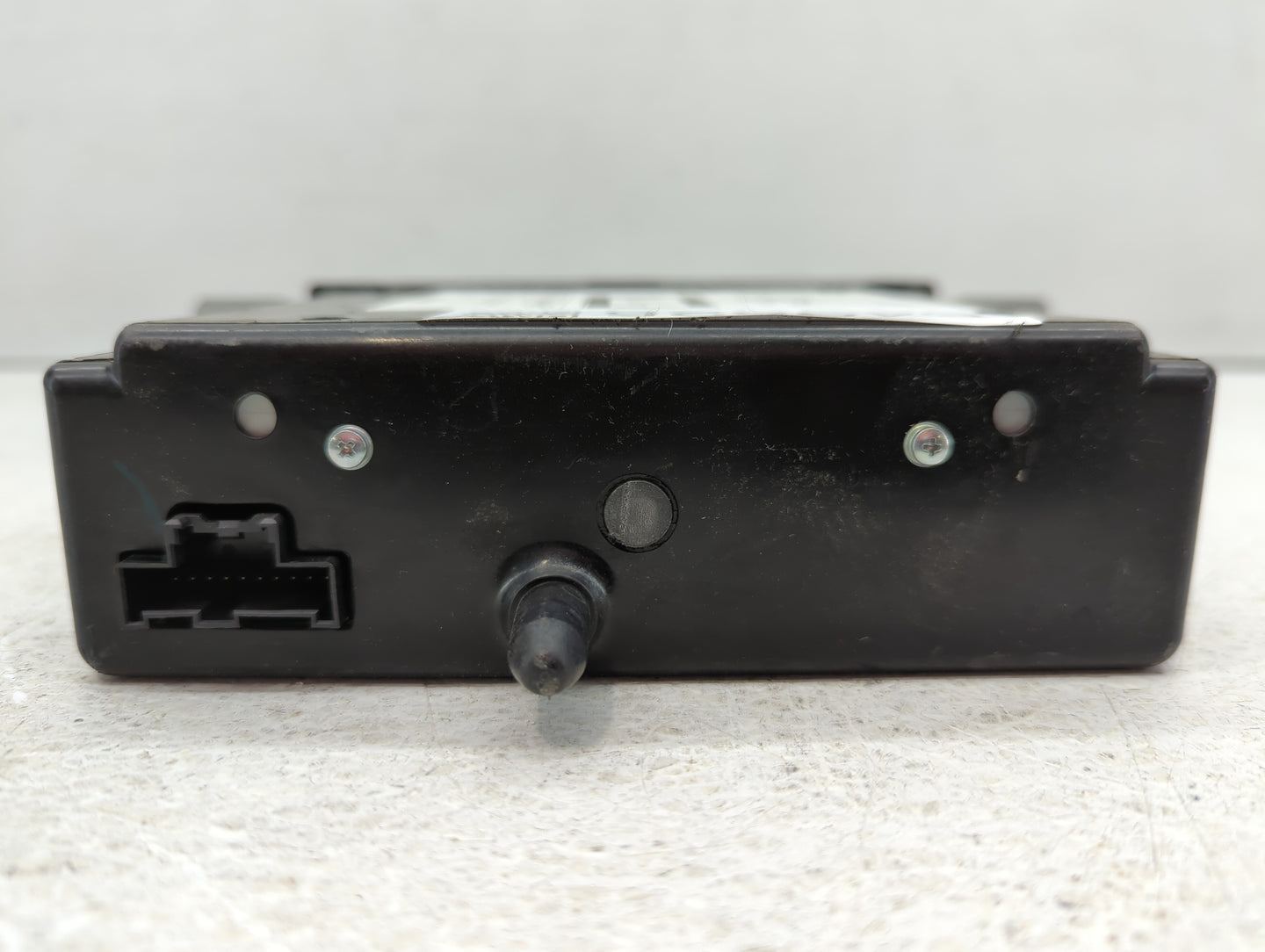 2015-2015 Buick Lacrosse Am Fm Cd Player Radio Receiver - Oemusedautoparts1.com