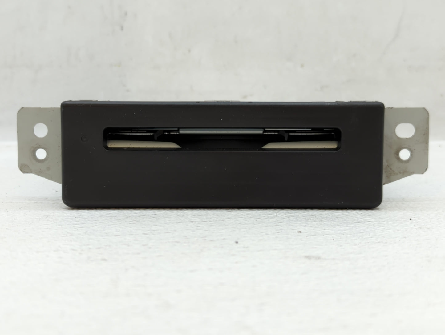 2015 Buick Lacrosse Am Fm Cd Player Radio Receiver - Oemusedautoparts1.com