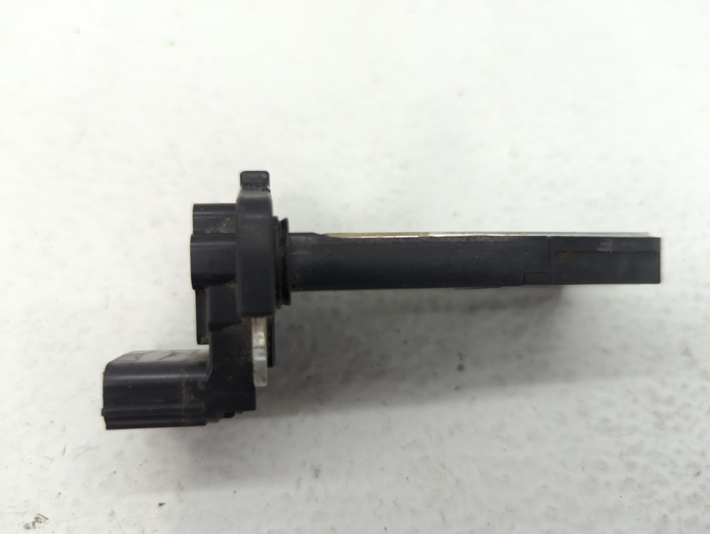 2012-2019 Buick Lacrosse Mass Air Flow Meter Maf - Oemusedautoparts1.com