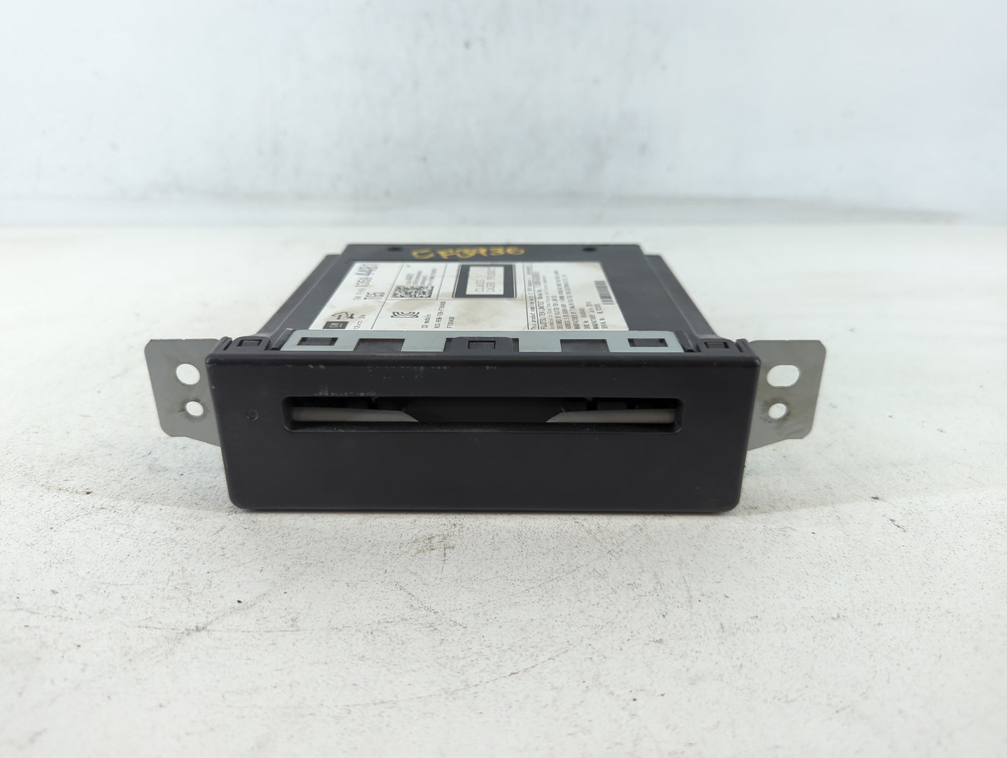 2015-2016 Buick Lacrosse Am Fm Cd Player Radio Receiver - Oemusedautoparts1.com