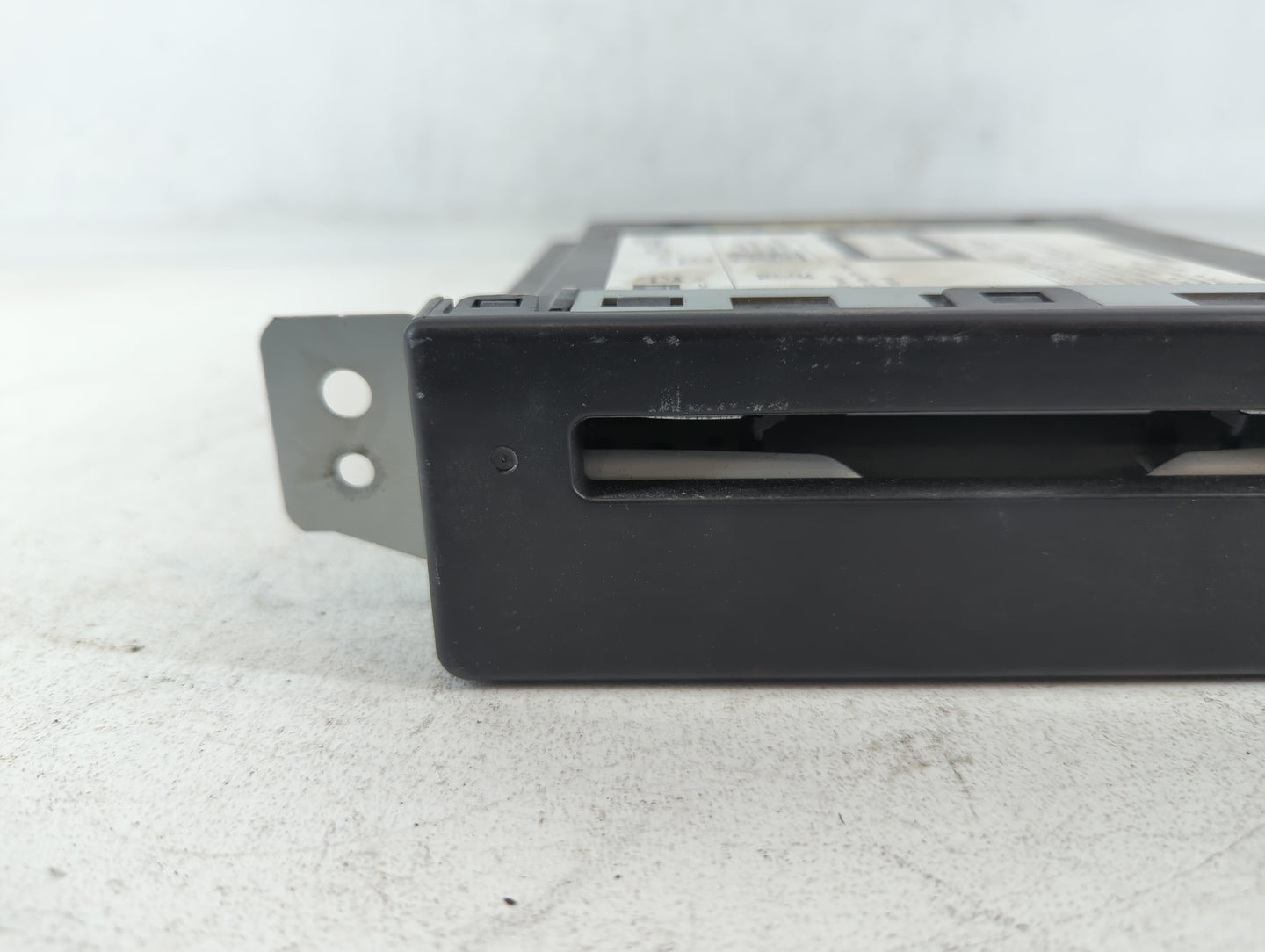 2015-2016 Buick Lacrosse Am Fm Cd Player Radio Receiver - Oemusedautoparts1.com