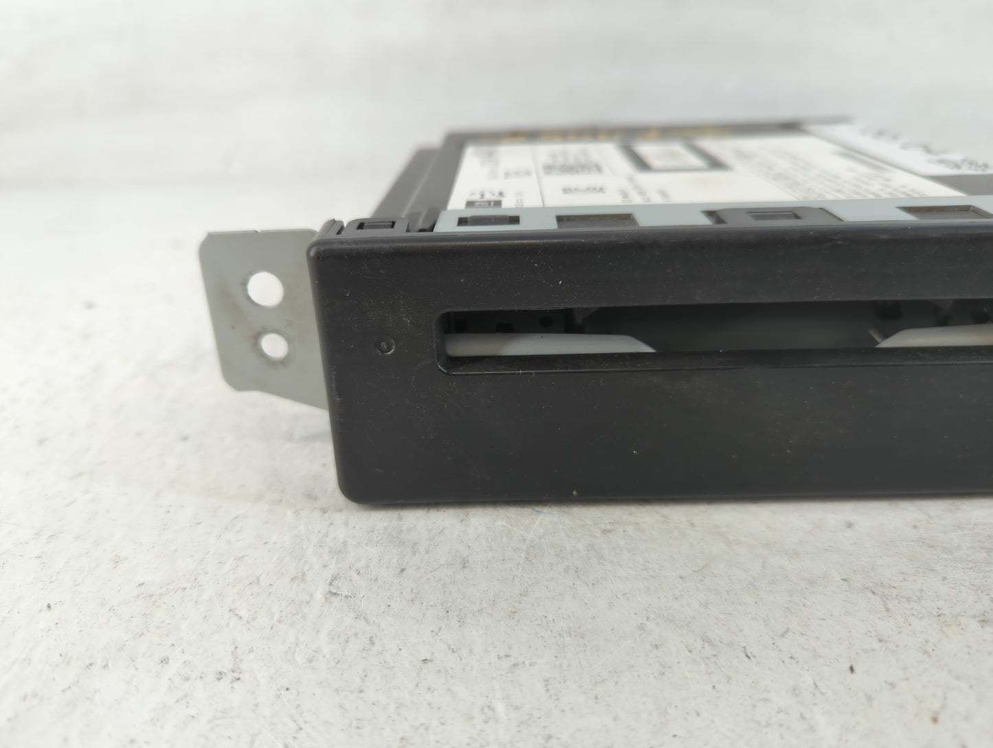 2014-2016 Buick Lacrosse Radio AM FM Cd Player Receiver Replacement P/N:13594481 Fits Fits 2014 2015 2016 OEM Used Auto Part