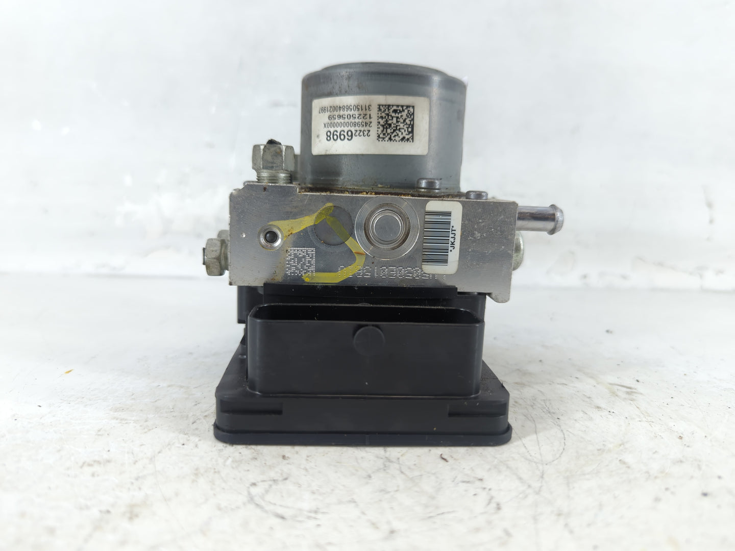 2014-2015 Buick Lacrosse ABS Pump Control Module Replacement P/N:23226998 Fits Fits 2014 2015 OEM Used Auto Parts - Oemuseda