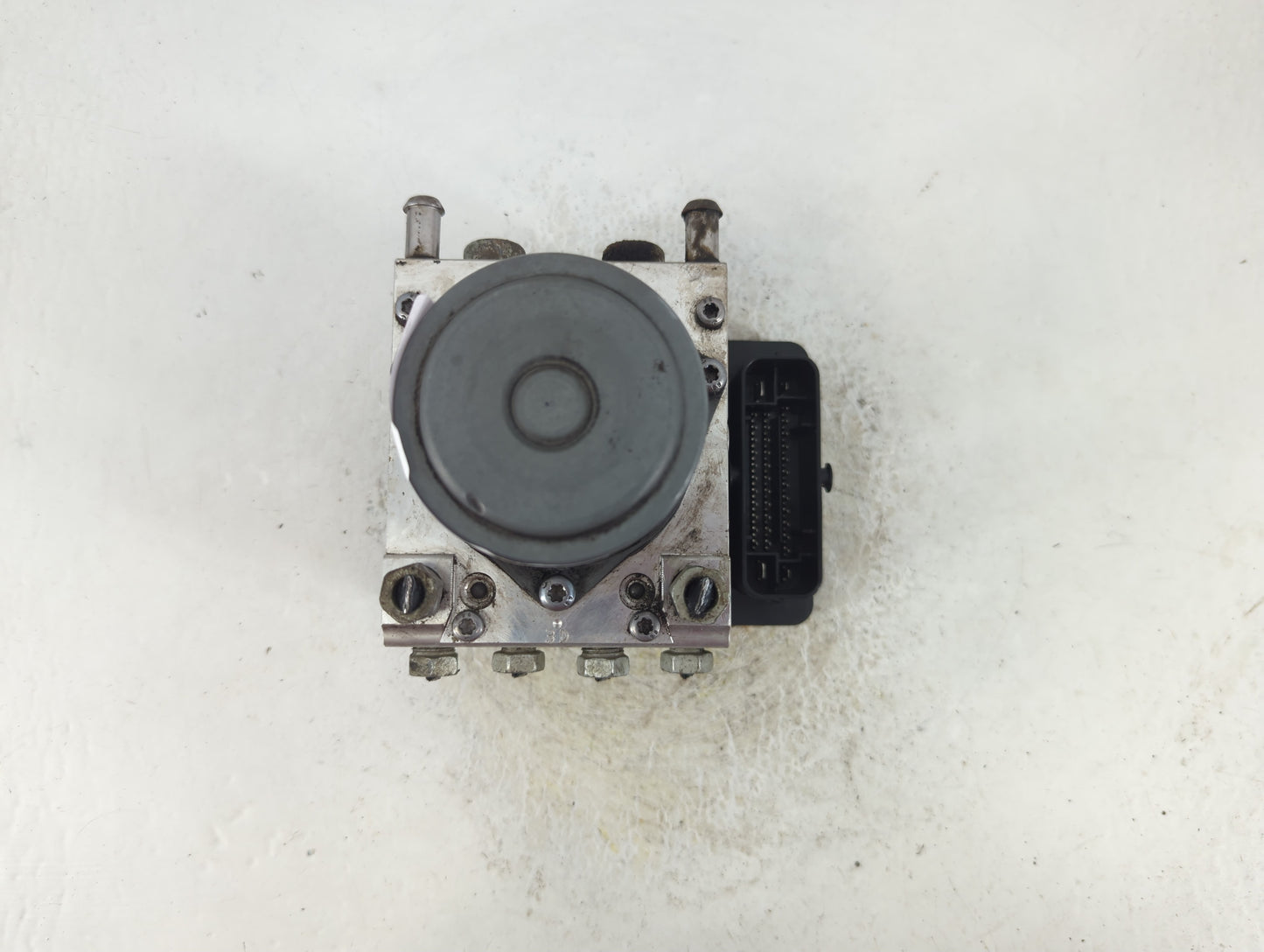 2014-2015 Buick Regal ABS Pump Control Module Replacement P/N:23226998 Fits Fits 2014 2015 OEM Used Auto Parts - Oemusedauto