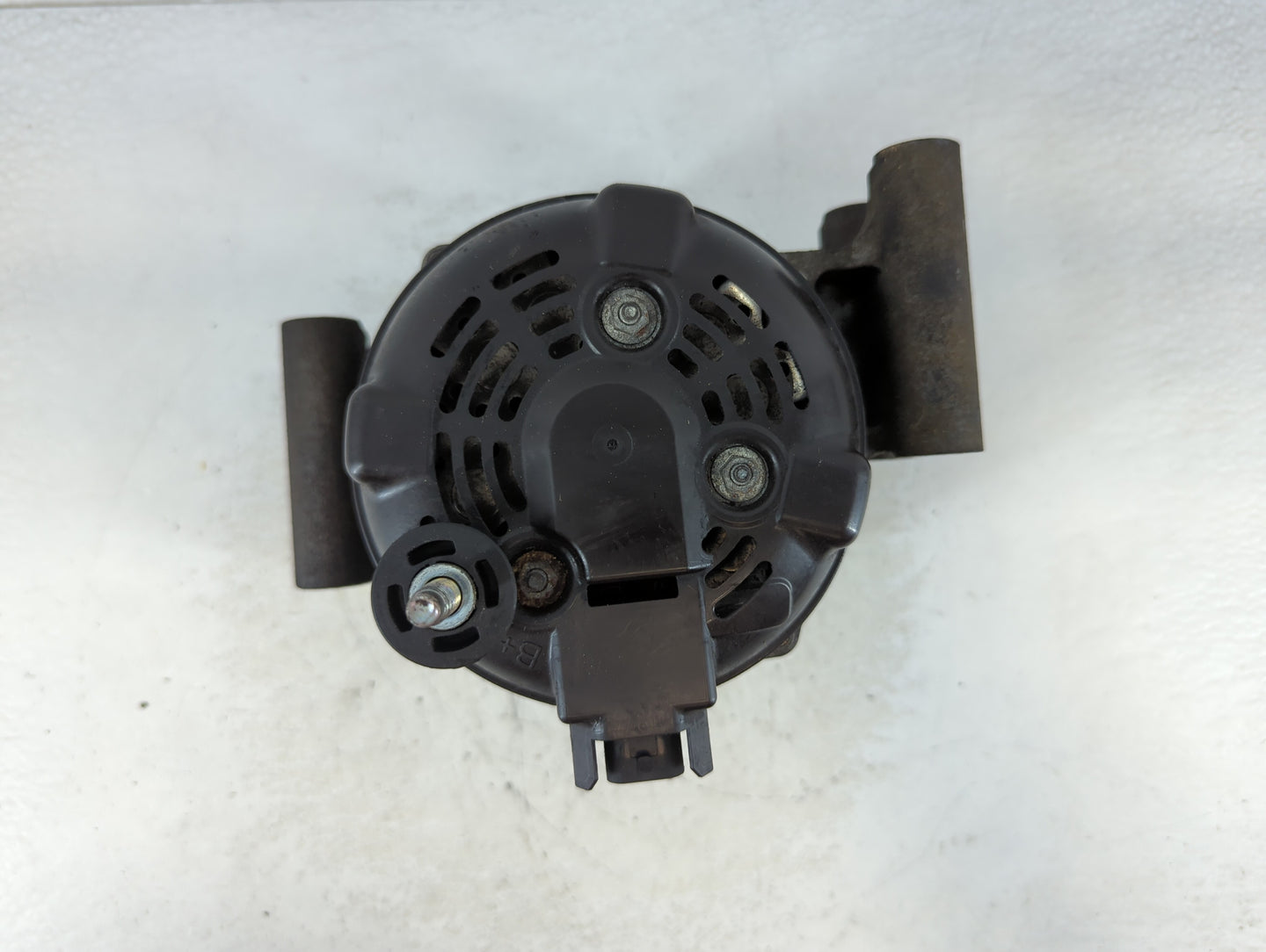 2014-2017 Buick Regal Alternator Replacement Generator Charging Assembly Engine OEM P/N:TN104210-1902 13592810 Fits OEM Used