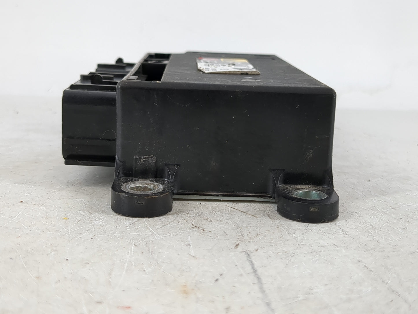 2014-2016 Buick Regal Chassis Control Module Ccm Bcm Body Control - Oemusedautoparts1.com