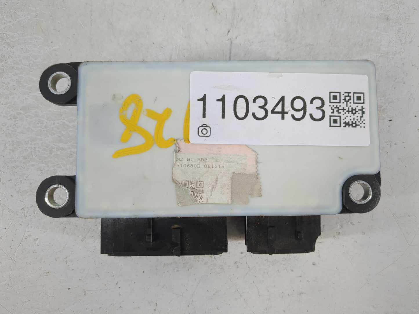 2014-2016 Buick Regal Chassis Control Module Ccm Bcm Body Control - Oemusedautoparts1.com