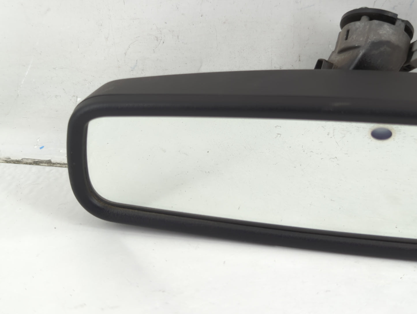 2015 Buick Regal Interior Rear View Mirror Replacement OEM P/N:I 100011 GNTX-939, E11026532 Fits OEM Used Auto Parts - Oemus