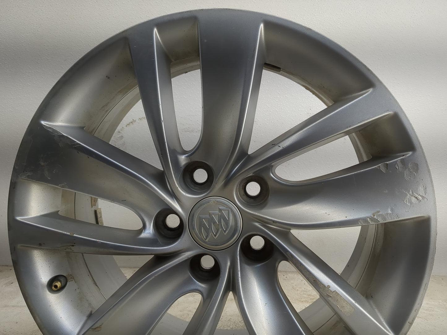 2014-2017 Buick Regal Oem Wheel Rim - Oemusedautoparts1.com