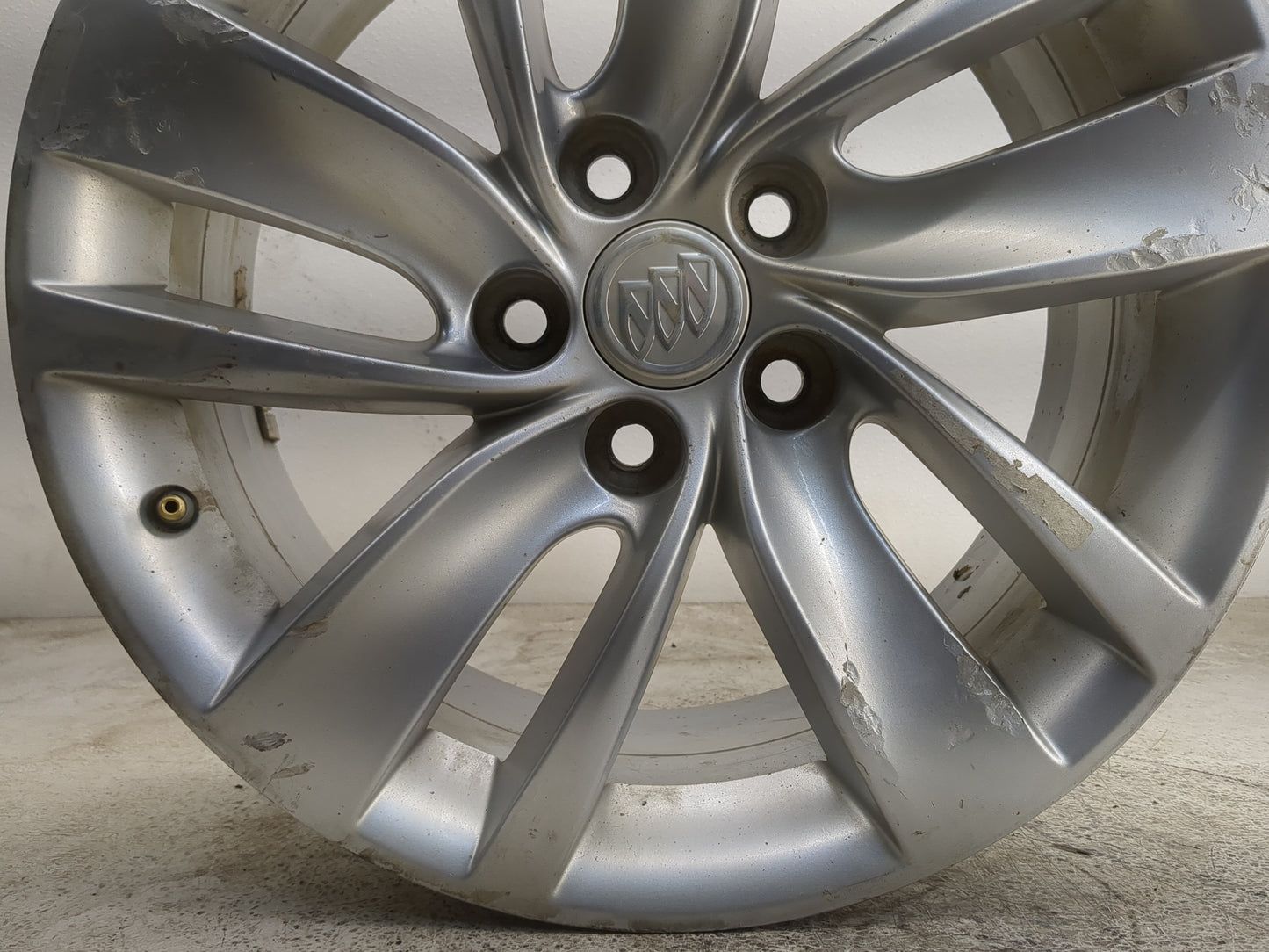 2014-2017 Buick Regal Oem Wheel Rim - Oemusedautoparts1.com