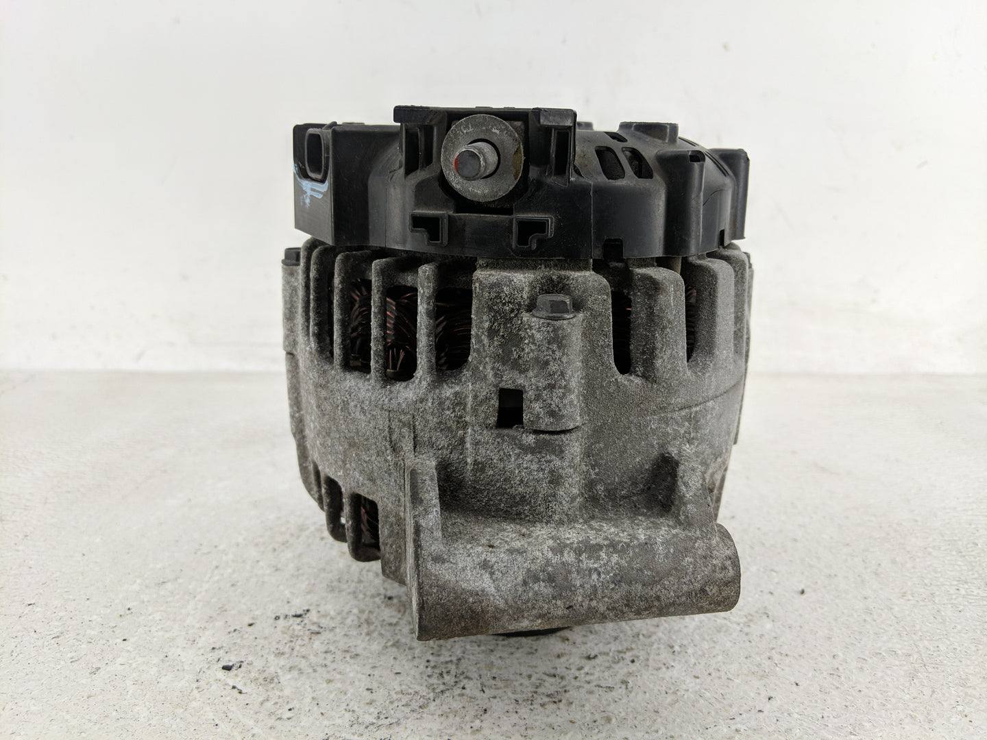 2012-2017 Buick Regal Alternator Replacement Generator Charging Assembly Engine OEM P/N:13588328 Fits OEM Used Auto Parts - 