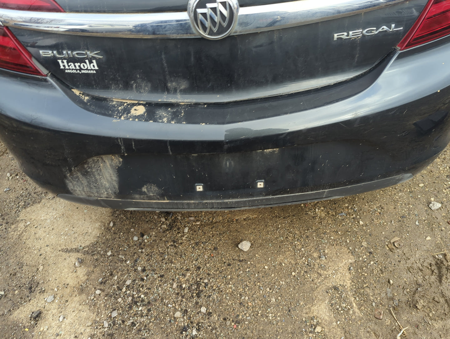 2015-2017 Buick Regal Rear Bumper Assembly Oem - Oemusedautoparts1.com