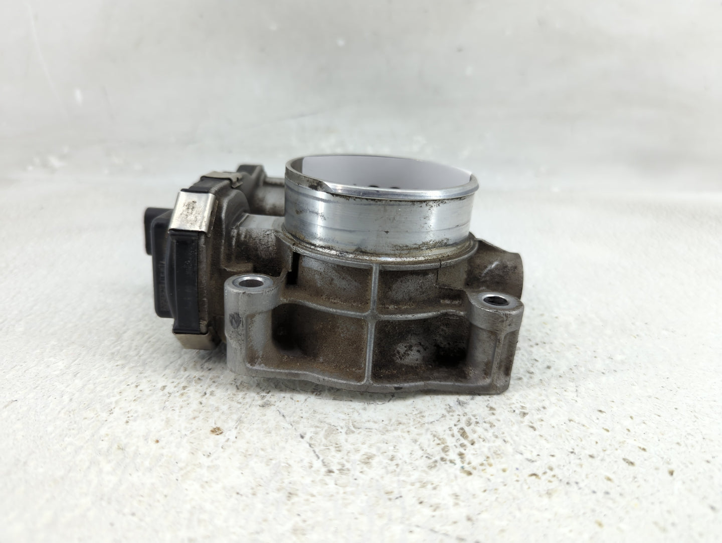 2012-2015 Buick Regal Throttle Body P/N:12670834 Fits Fits 2012 2013 2014 2015 OEM Used Auto Parts - Oemusedautoparts1.com