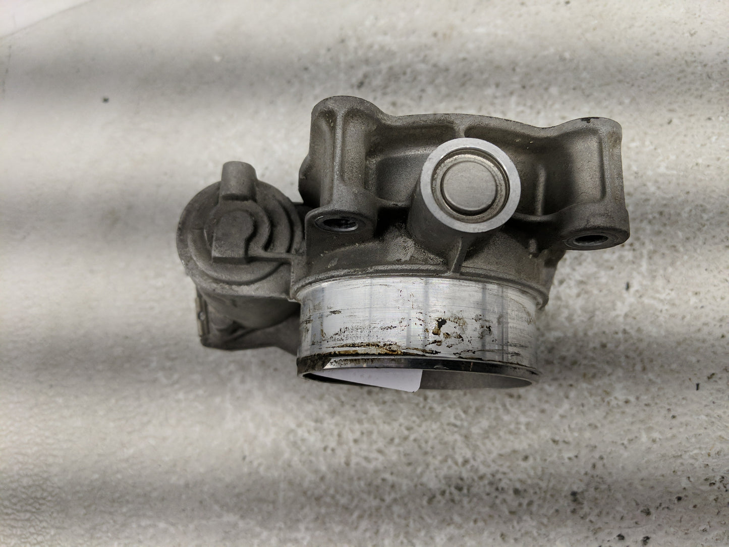 2012-2015 Buick Regal Throttle Body P/N:12670834 Fits Fits 2012 2013 2014 2015 OEM Used Auto Parts - Oemusedautoparts1.com