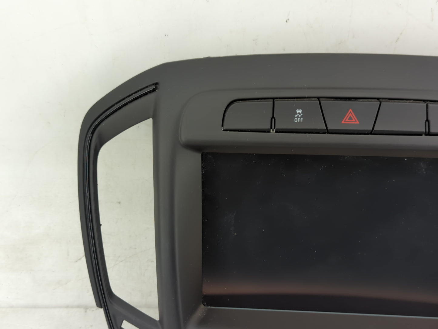 2015-2017 Buick Regal Information Display Screen - Oemusedautoparts1.com