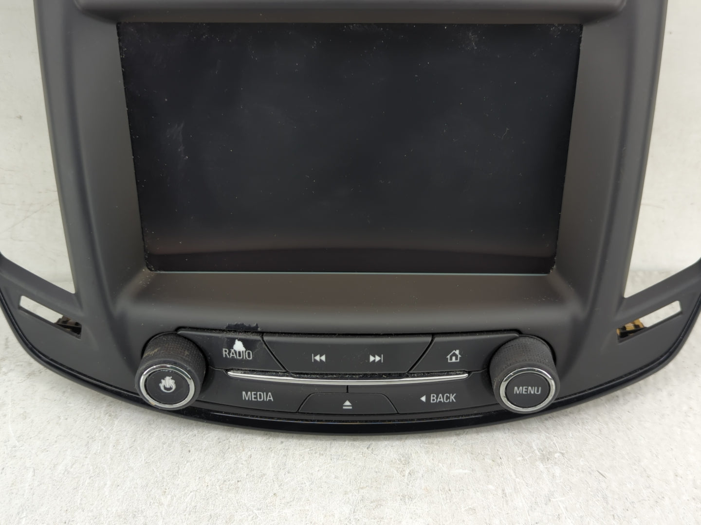 2015-2017 Buick Regal Information Display Screen - Oemusedautoparts1.com