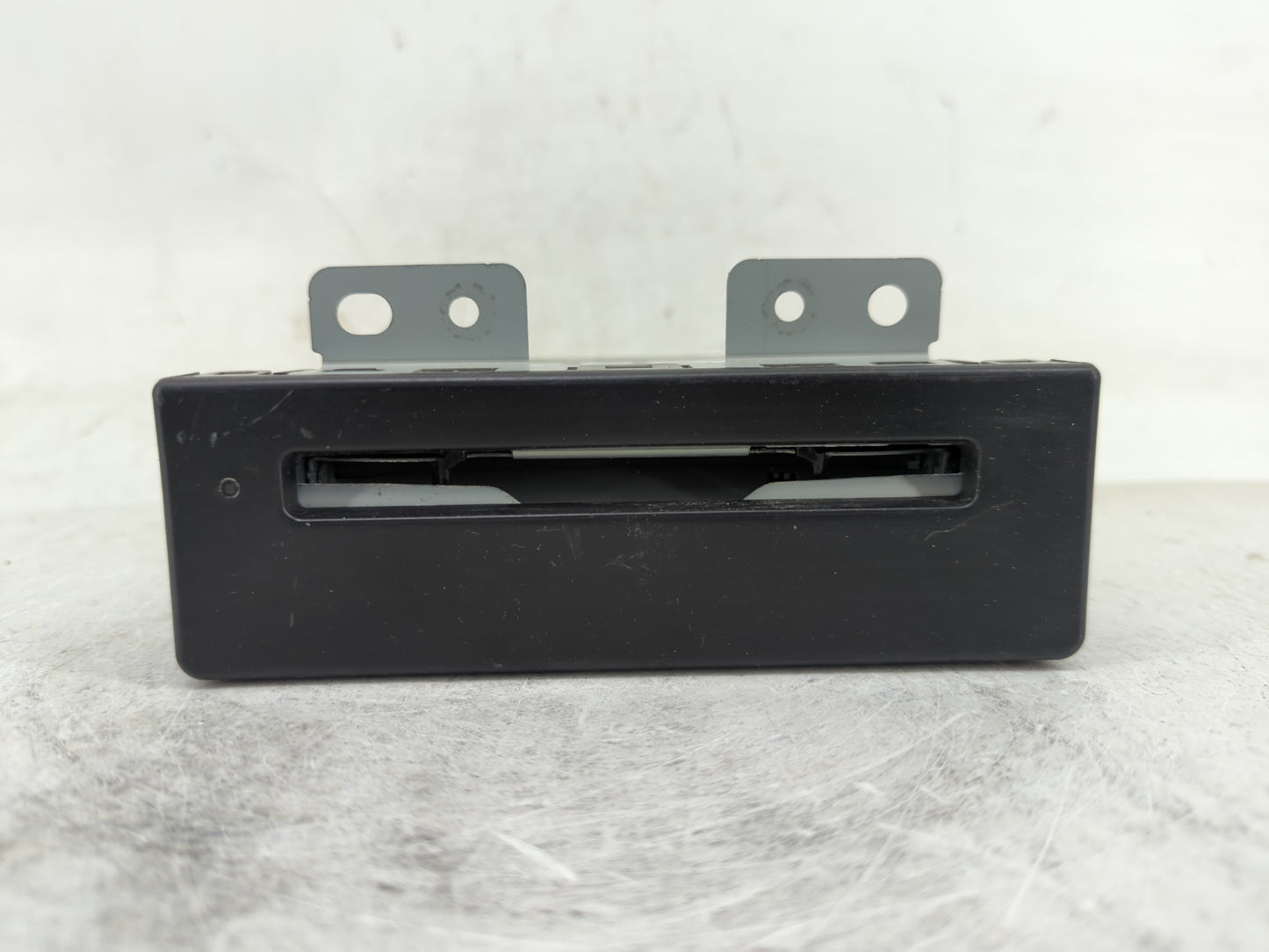 2015-2017 Buick Regal Radio AM FM Cd Player Receiver Replacement P/N:13594480 Fits Fits 2015 2016 2017 2018 2019 2020 OEM Us