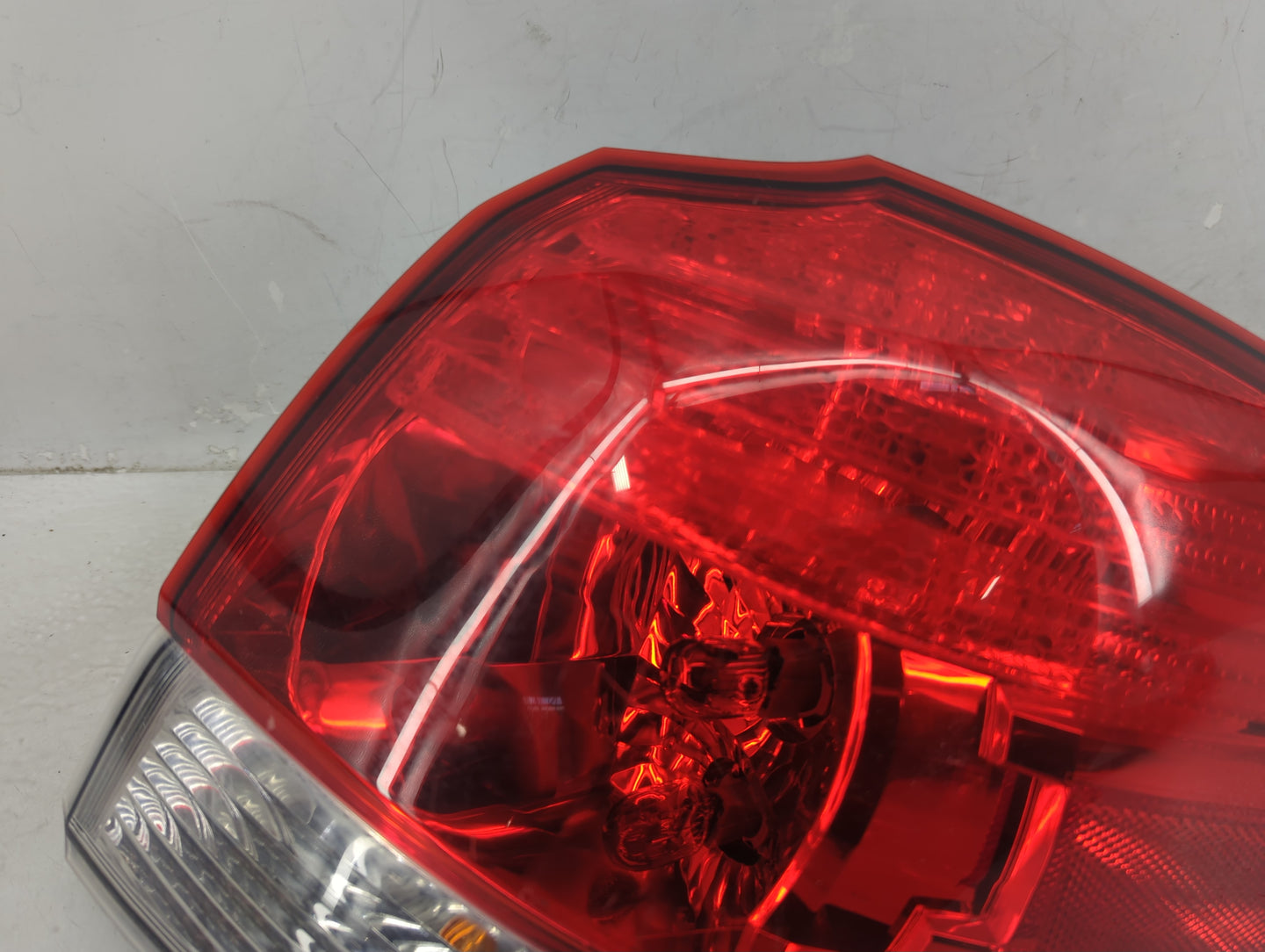 2014-2017 Buick Regal Tail Light Assembly Passenger Right OEM P/N:2XL 946 093 Fits Fits 2014 2015 2016 2017 OEM Used Auto Pa