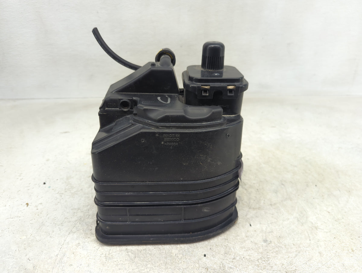 2015 Buick Regal Fuel Vapor Charcoal Canister 1389827 - Oemusedautoparts1.com