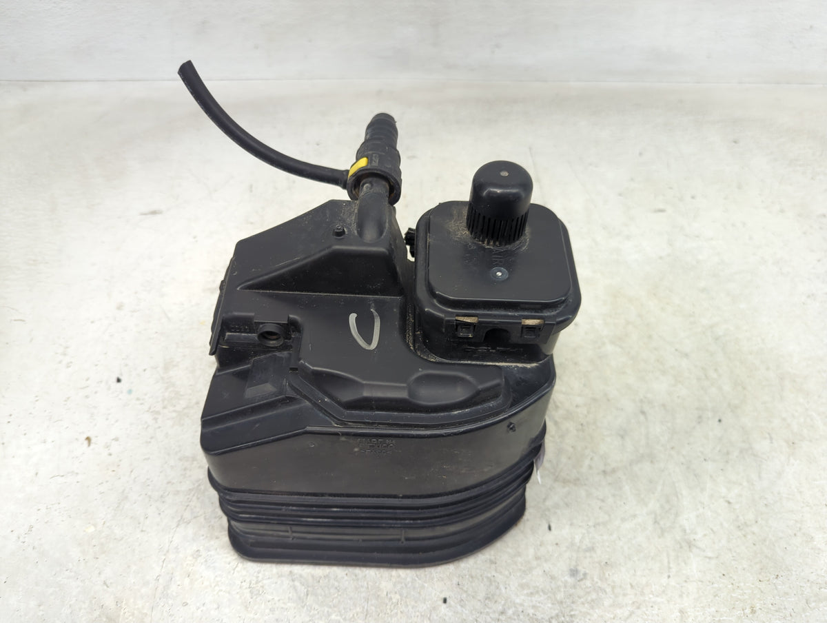 2015 Buick Regal Fuel Vapor Charcoal Canister 1389827 - Oemusedautoparts1.com