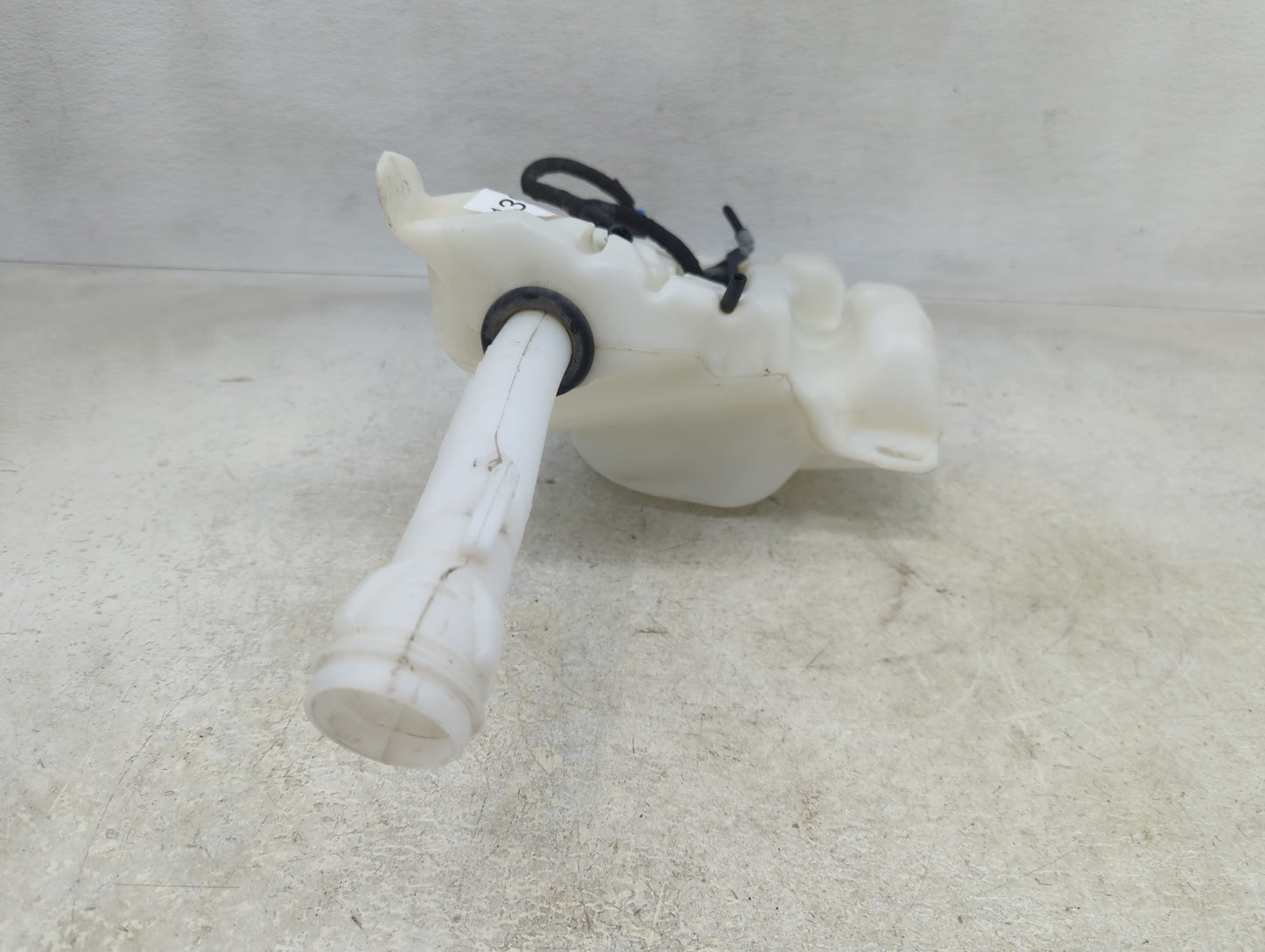 2011-2017 Buick Regal Windshield Washer Fluid Reservoir Bottle Oem - Oemusedautoparts1.com