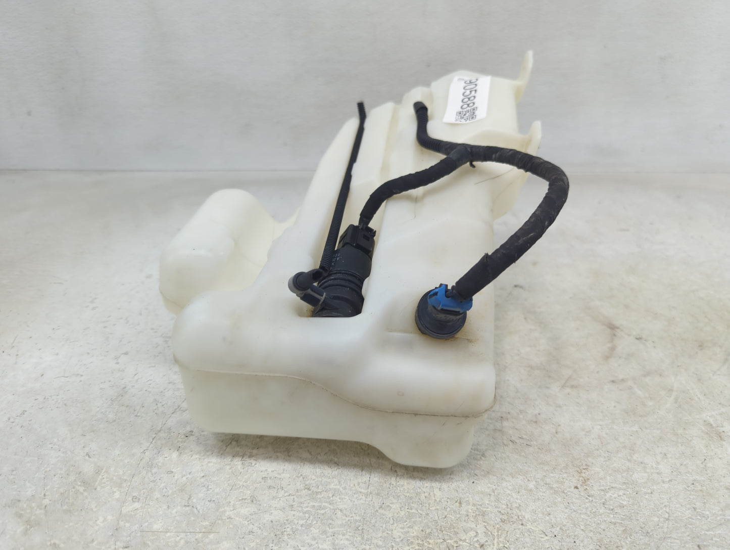 2011-2017 Buick Regal Windshield Washer Fluid Reservoir Bottle Oem - Oemusedautoparts1.com