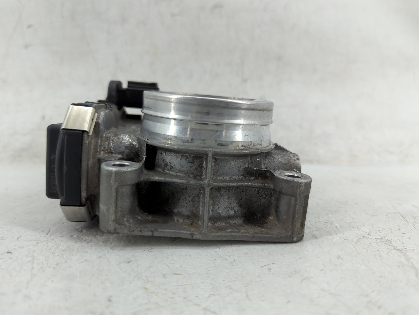 2012-2015 Buick Regal Throttle Body P/N:12627067DA Fits Fits 2012 2013 2014 2015 OEM Used Auto Parts - Oemusedautoparts1.com
