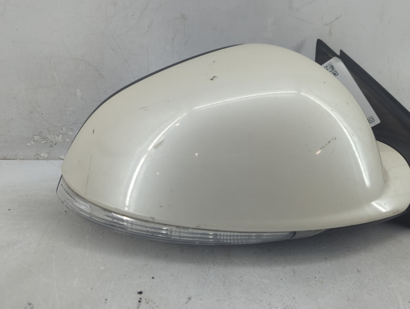 2012-2017 Buick Regal Passenger Side View Mirror - Right Door Mirror OEM Used - Oemusedautoparts1.com
