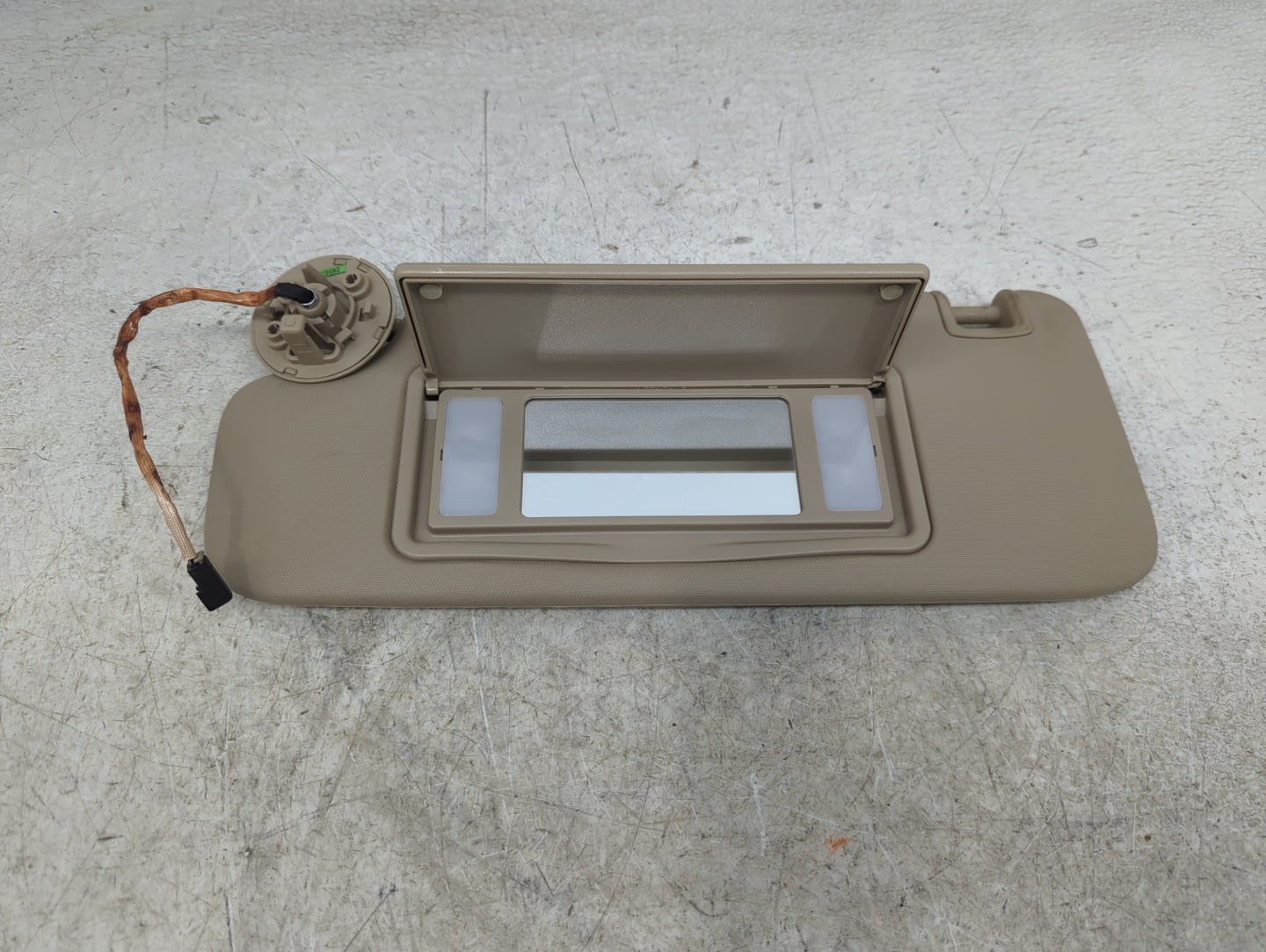 2011-2015 Buick Regal Sun Visor Shade Replacement Driver Left Mirror Fits Fits 2011 2012 2013 2014 2015 OEM Used Auto Parts 