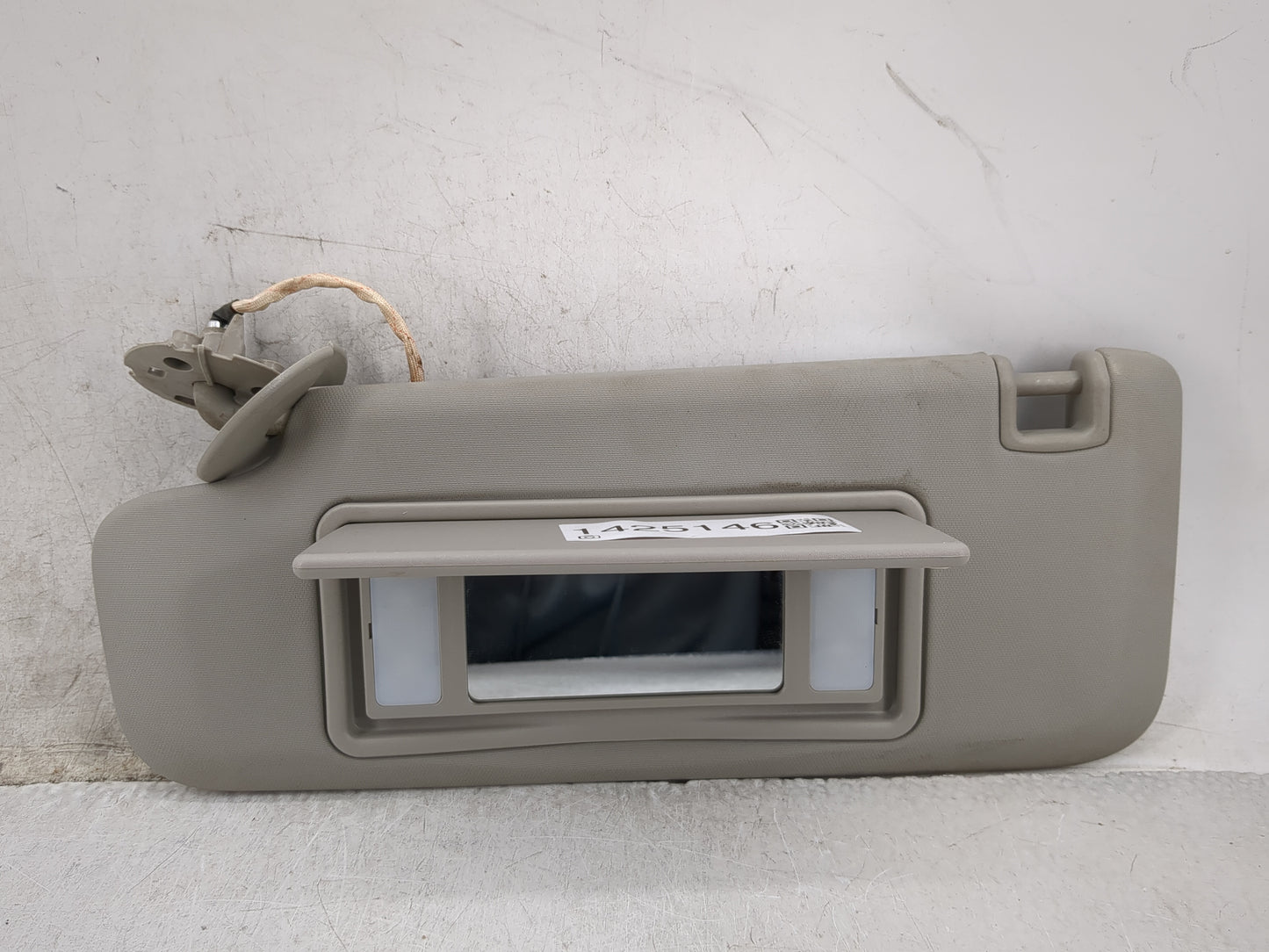 2011-2015 Buick Regal Sun Visor Shade Replacement Driver Left Mirror Fits Fits 2011 2012 2013 2014 2015 OEM Used Auto Parts 