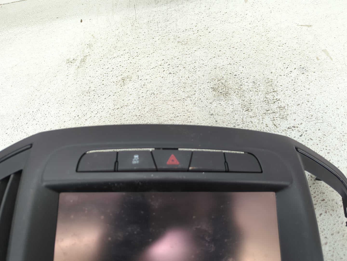 2015 Buick Regal Information Display Screen - Oemusedautoparts1.com