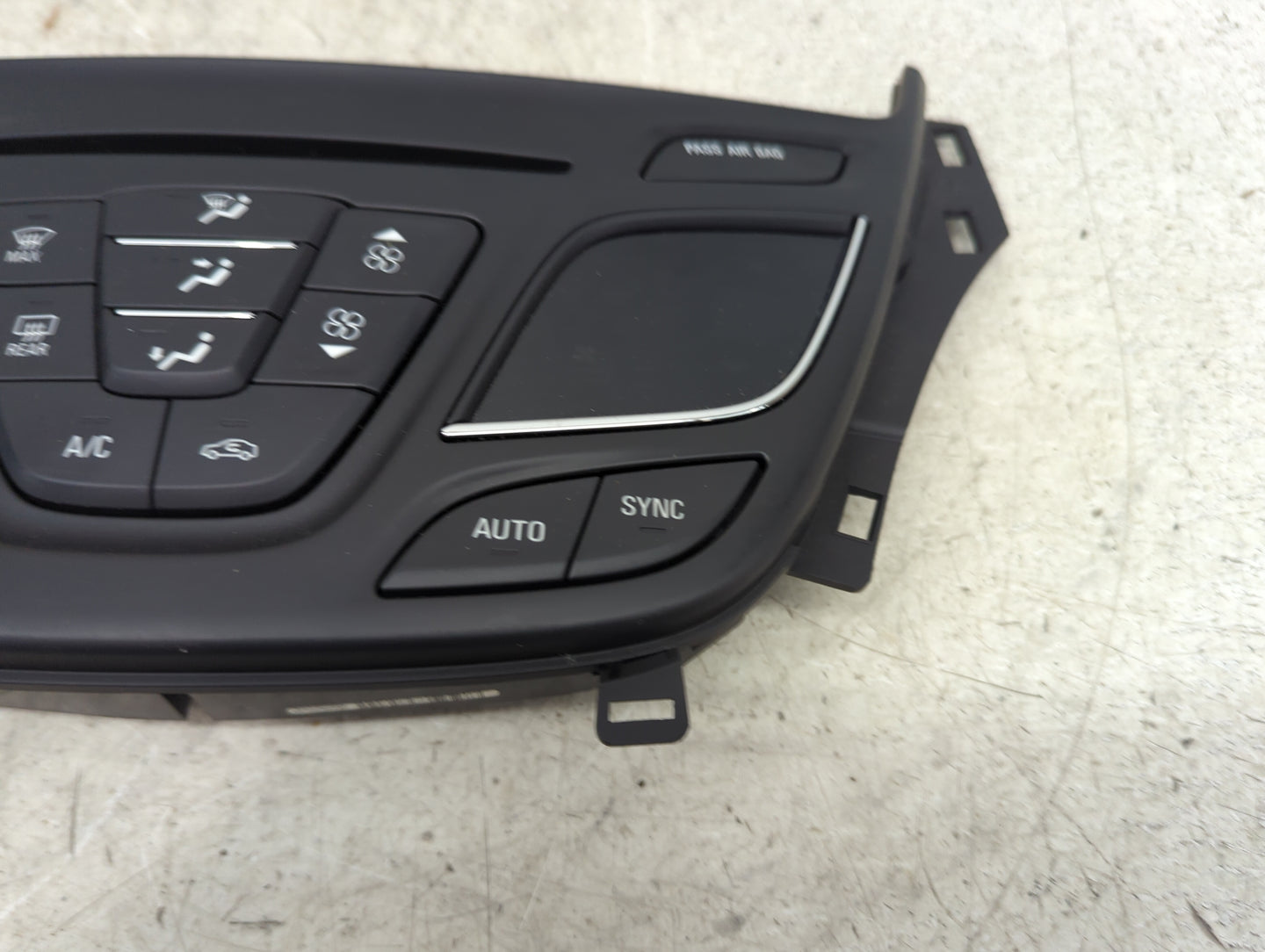 2014-2017 Buick Regal Climate Control Module Temperature AC/Heater Replacement P/N:26202378 73702000000X Fits OEM Used Auto 
