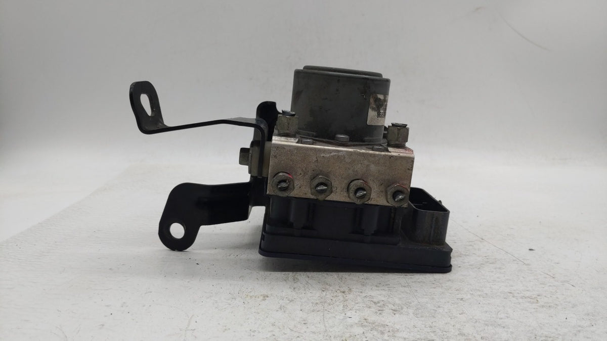 2014-2015 Buick Regal Anti-Lock Brake ABS Pump Module Actuator OEM P/N:23321781 23226998, 23227003 Fits Fits 2014 2015 OEM U