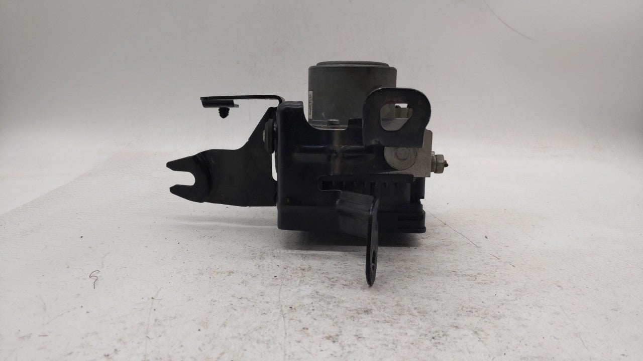 2014-2015 Buick Regal ABS Pump Control Module Replacement P/N:23321781 23226998, 23227003 Fits Fits 2014 2015 OEM Used Auto 