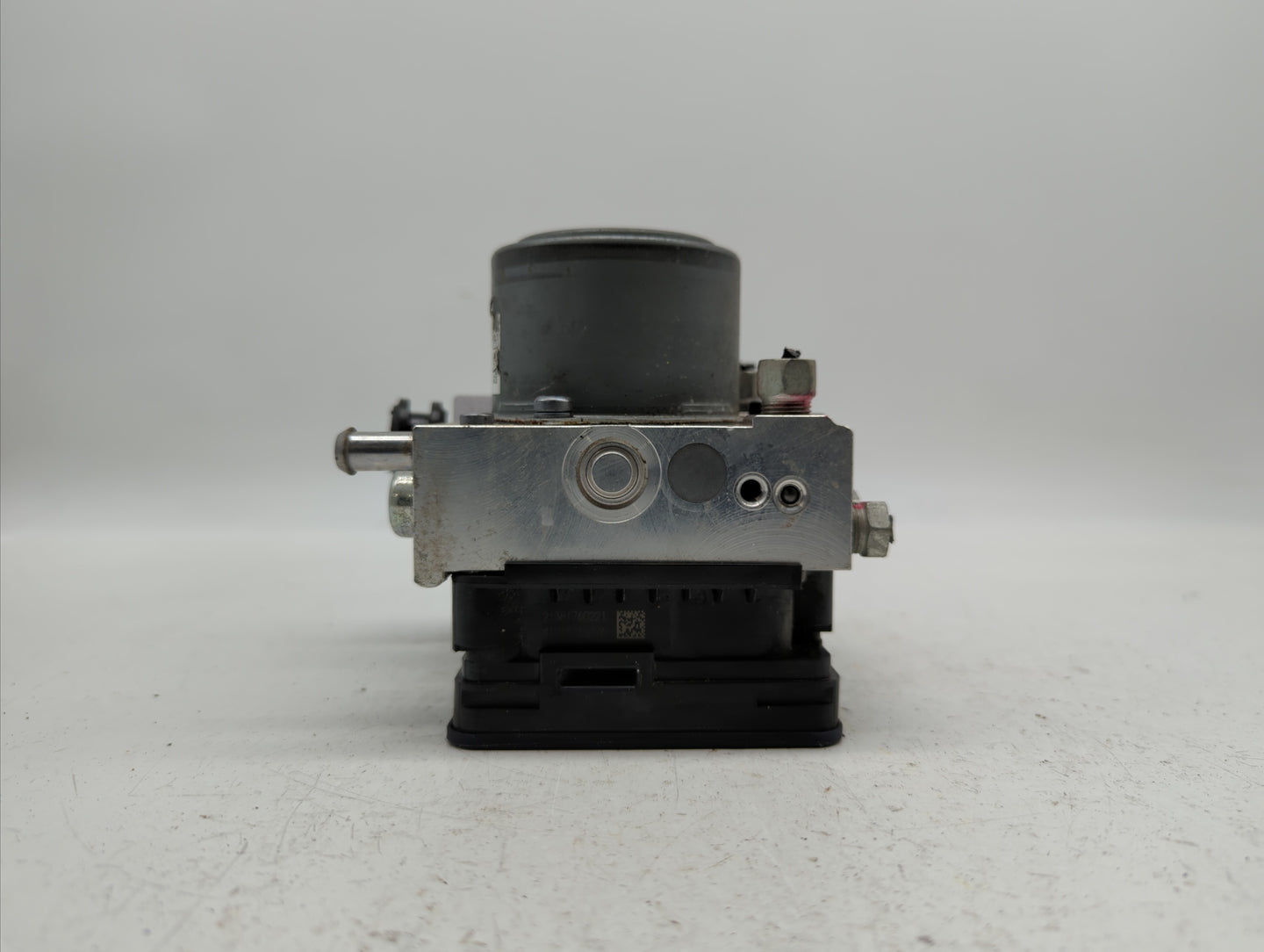 2014-2015 Buick Regal ABS Pump Control Module Replacement P/N:23321781 23226998, 23227003, 23163767 Fits Fits 2014 2015 OEM 